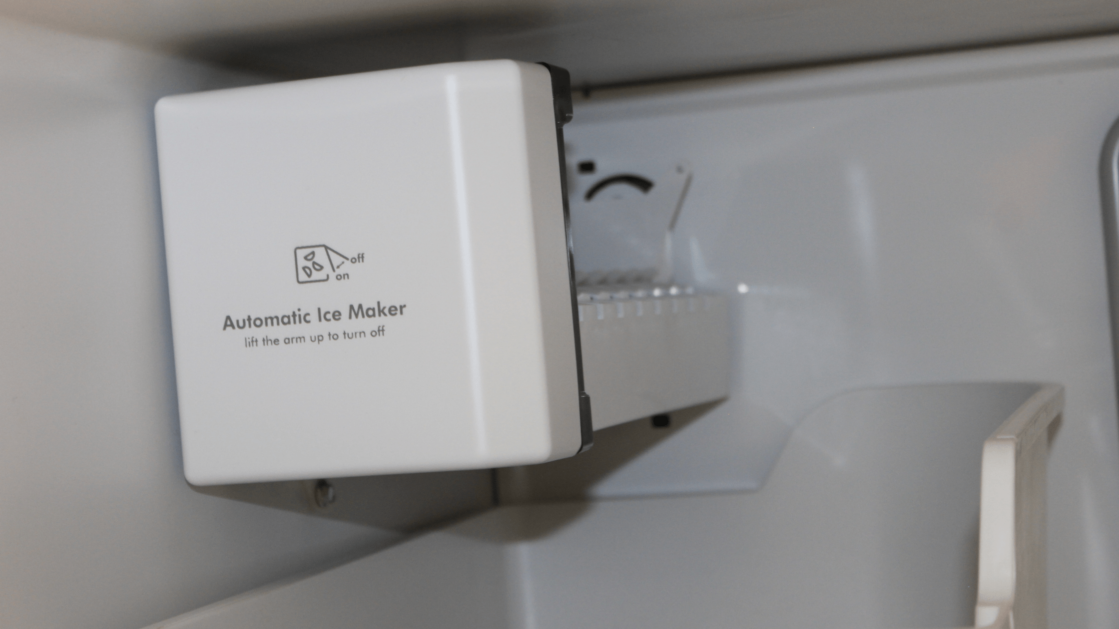 Ok this is great! Especially if your fridge doesn't make ice! #icemak, ice  maker